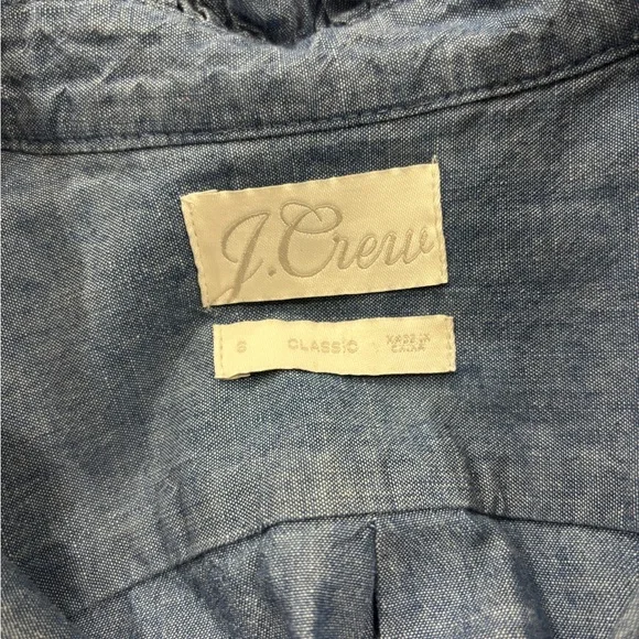 J CREW • Women’s Classic Fit Ruffle Neck Cotton Chambray Denim Button Up Shirt - Picture 5 of 6